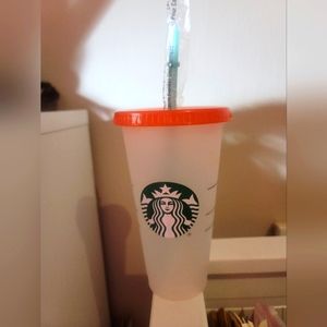 Starbucks Summer 2021 Color Changing Swirl Reusable Cold Cup.